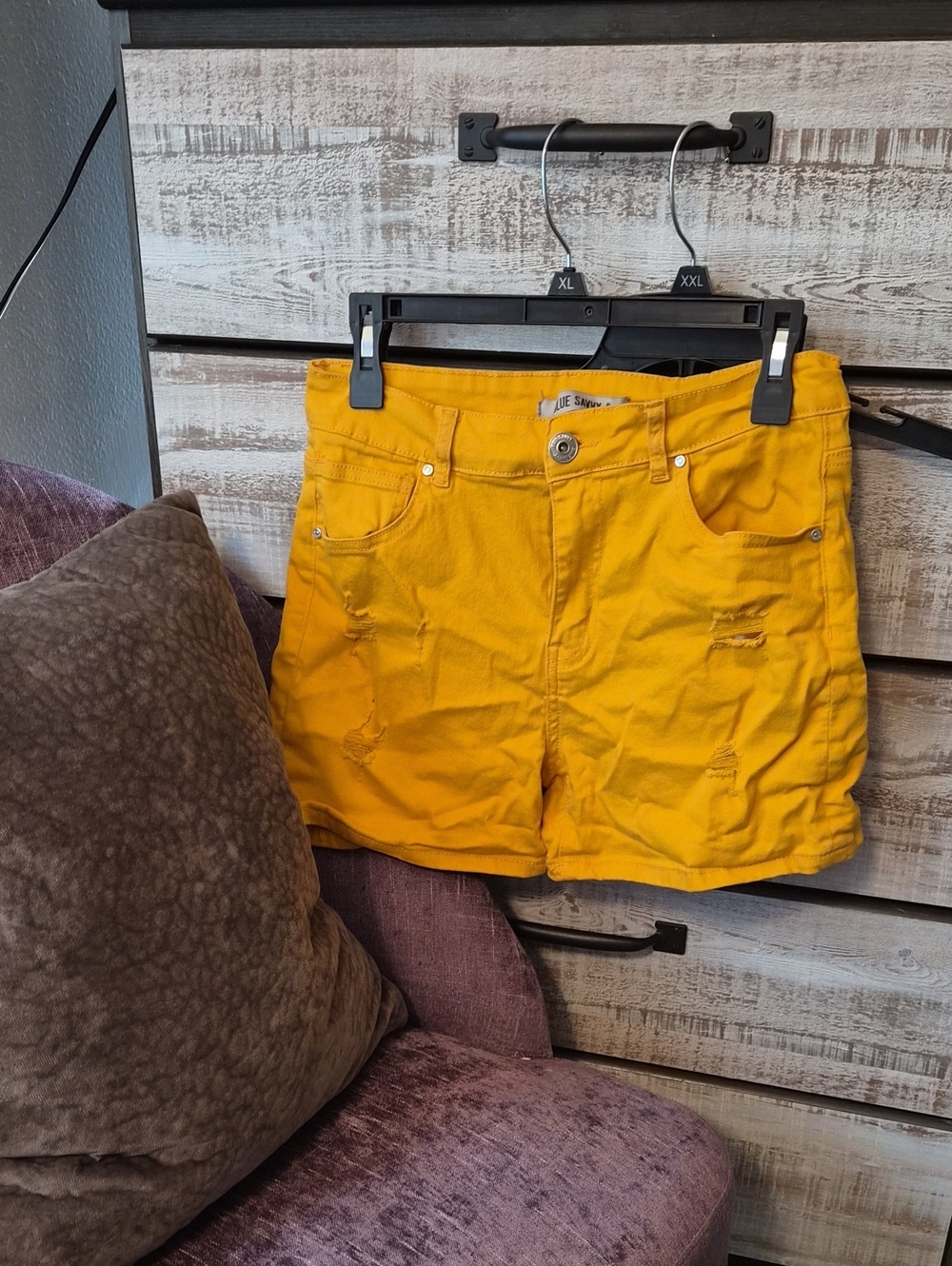 💛 Yellow Shorts💛